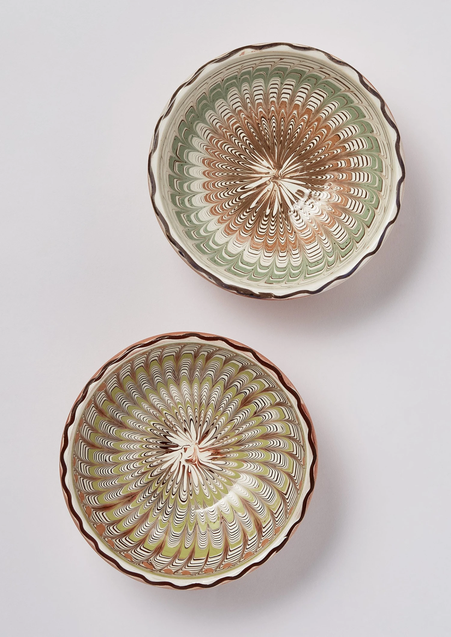 Casa De Folklore Horezu Bowl | Off White/Mint 5 Casa De Folklore Horezu Bowl | Off White/Mint - Image 3