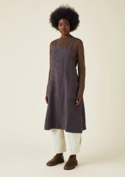 Check Linen Crossback Pinafore Apron | Navy/Chestnut -Novesta Store HKITW02 5