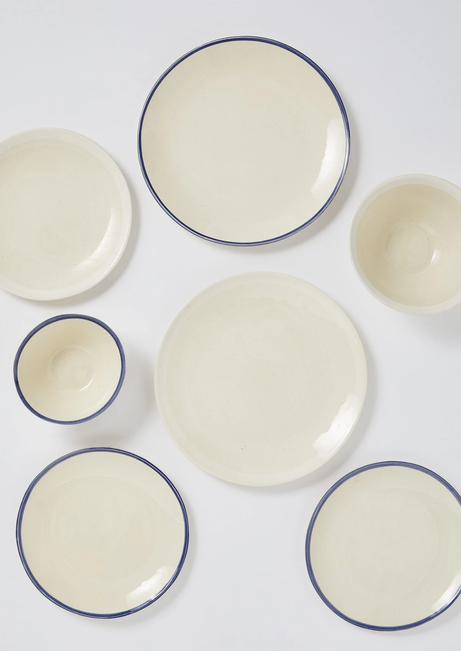 Wonki Ware Side Plate | Natural/Blue 6 Wonki Ware Side Plate | Natural/Blue - Image 4