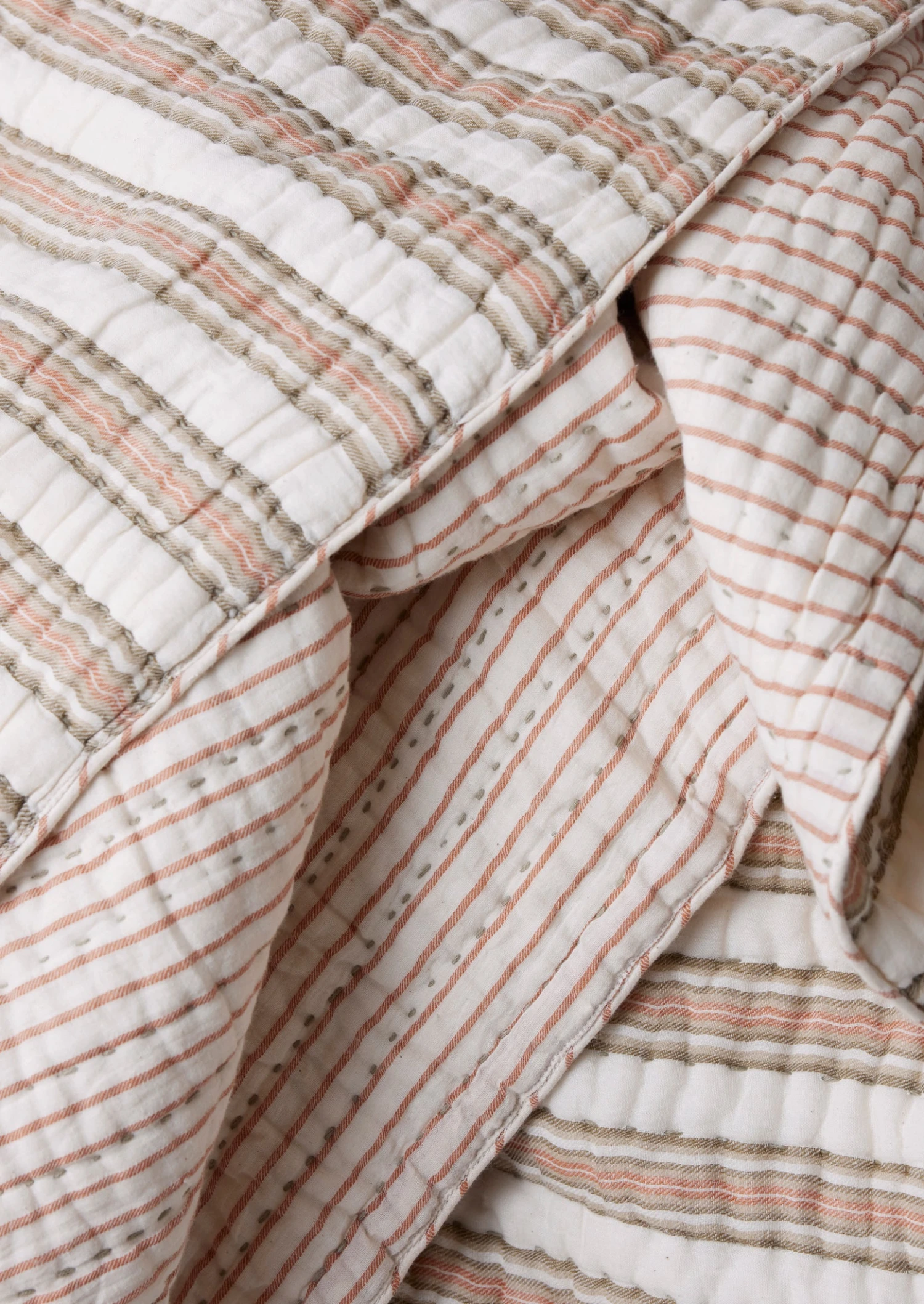 Hand Woven Cabin Stripe Quilt | Sage/Russet Orange 5 Hand Woven Cabin Stripe Quilt | Sage/Russet Orange - Image 3