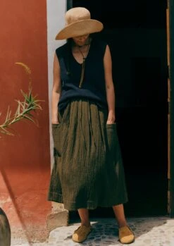 V-Neck Linen Cotton Knitted Tank | Dark Navy -Novesta Store LLTUS04 9