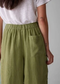 Side Pocket Garment Dyed Linen Trousers | Olive Oil -Novesta Store LTRUS17 3