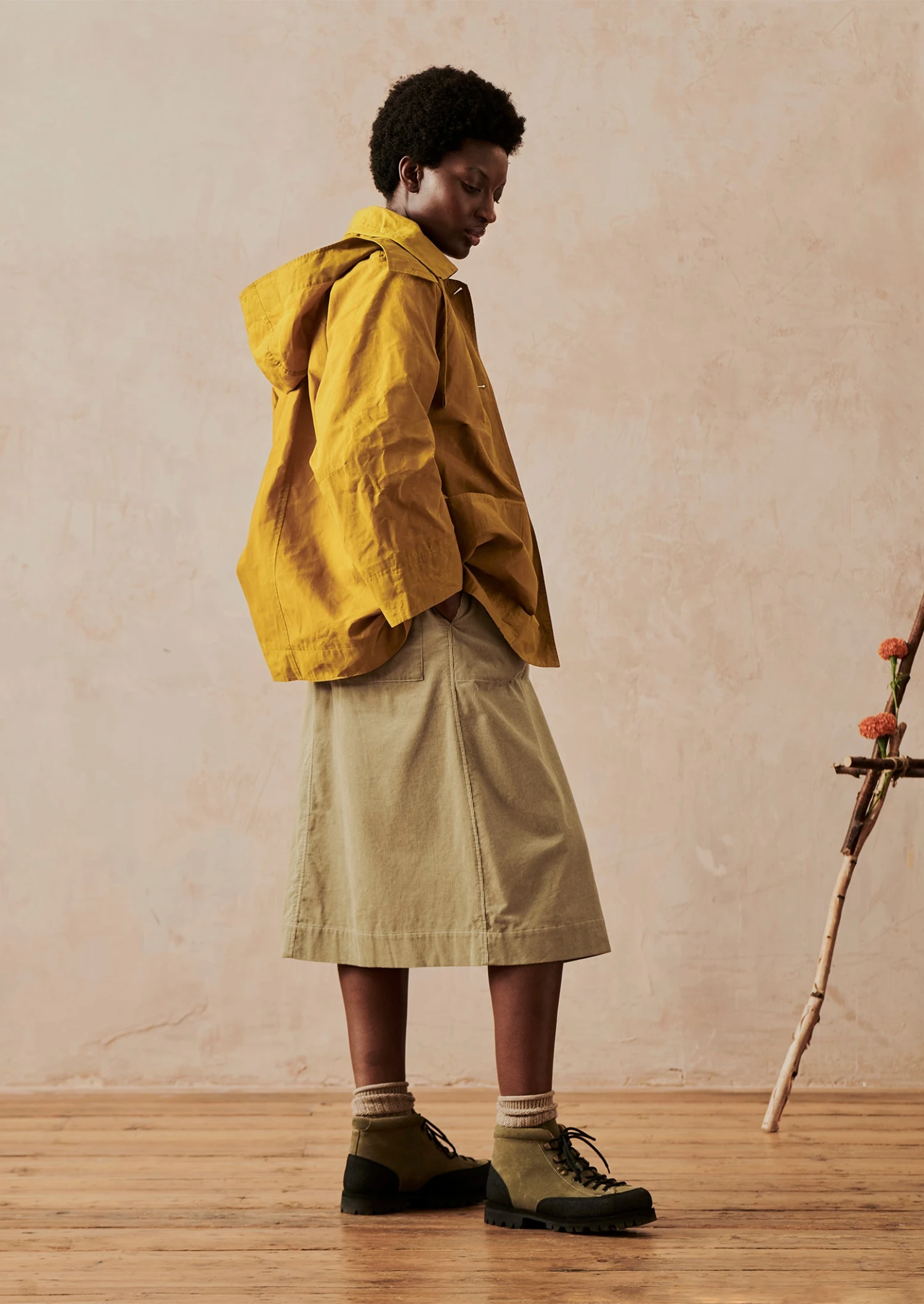 Waxed Cotton Raglan Anorak | Cumin 5 Waxed Cotton Raglan Anorak | Cumin - Image 3