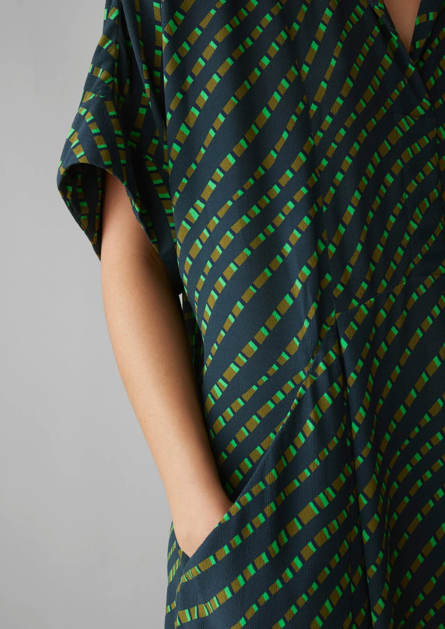 Bryn Trellis Print Crepe Dress | Slate 6 Bryn Trellis Print Crepe Dress | Slate - Image 4