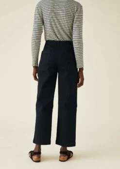 Ashley Organic Cropped Jeans | Black -Novesta Store WTRQW04 3