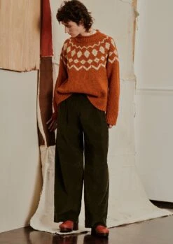 Pleated Organic Soft Cord Trousers | Tent Green -Novesta Store WTRTW22 7